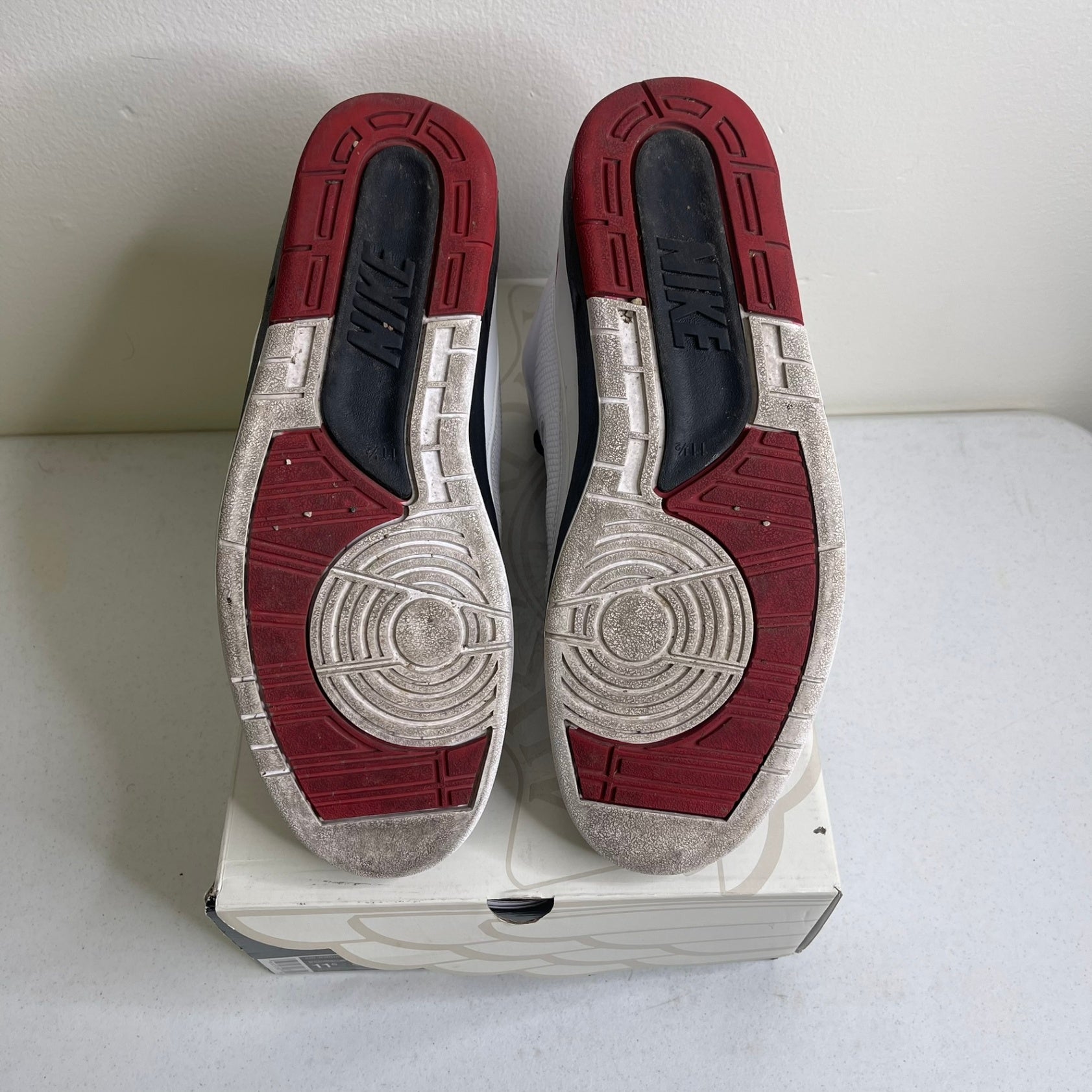 Jordan 2 Retro OG Chicago (2022)