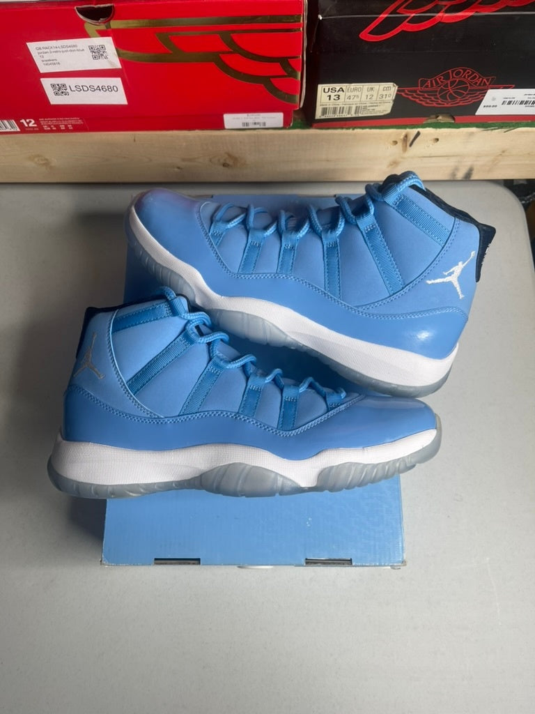 Jordan 11 Retro Pantone