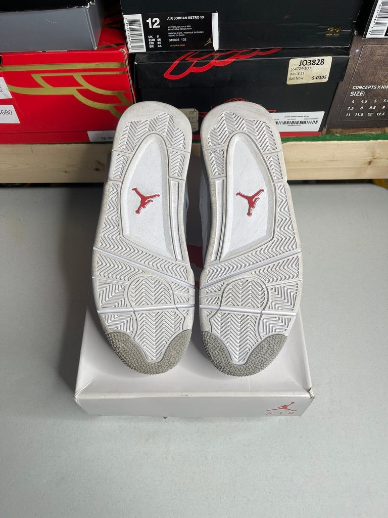 Jordan 4 Retro White Oreo (2021)