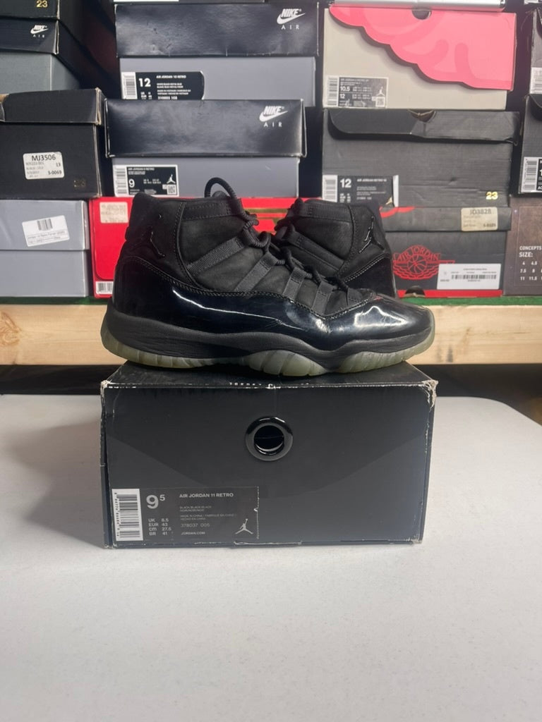 Size 9.5 - Jordan 11 Retro Cap and Gown