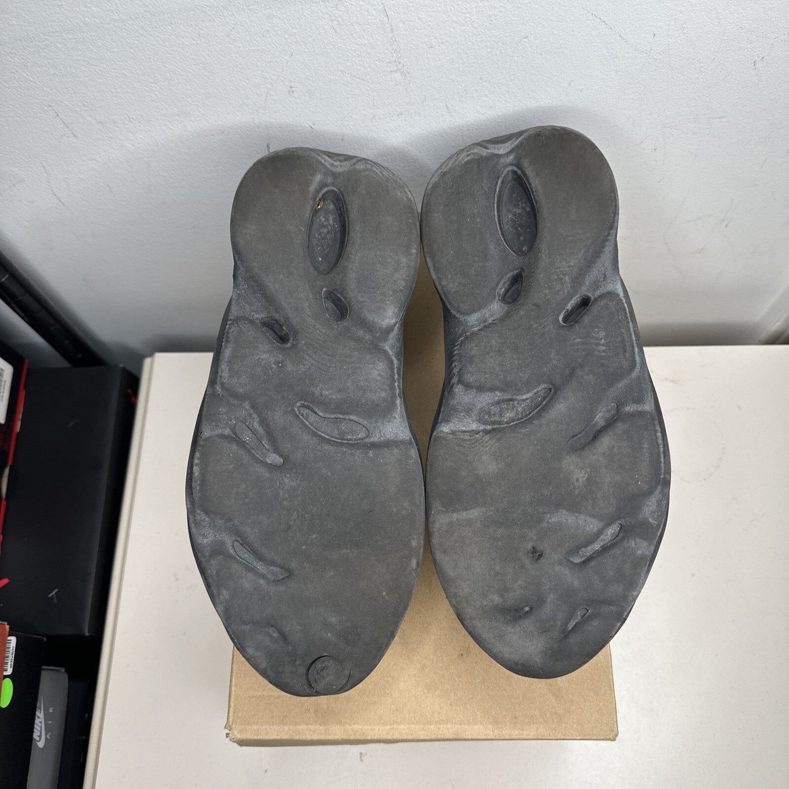 adidas Yeezy Foam RNR Onyx