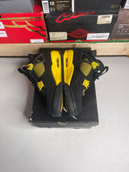 Size 7 - Jordan 4 Retro Thunder (2023)