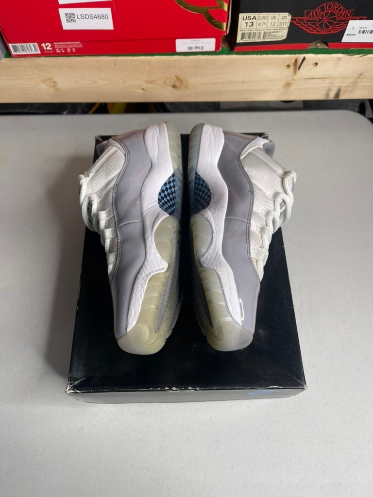 Jordan 11 Retro Low Cement Grey