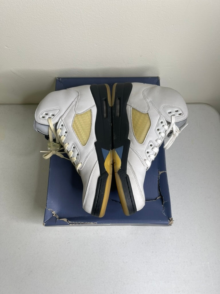 Size 12.5w - Jordan 5 Retro A Ma Maniére Dawn (Women's)