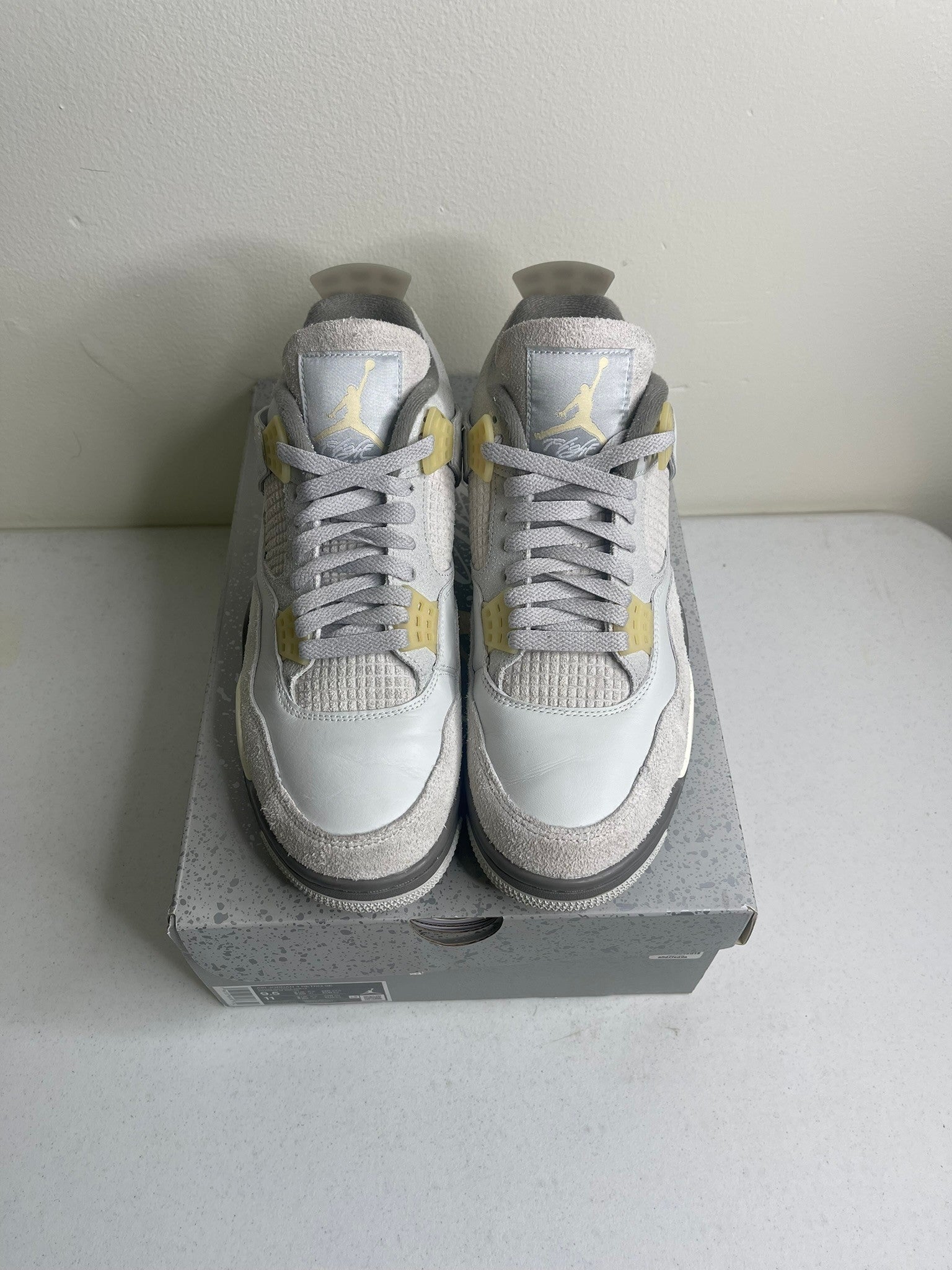 Jordan 4 Retro SE Craft Photon Dust