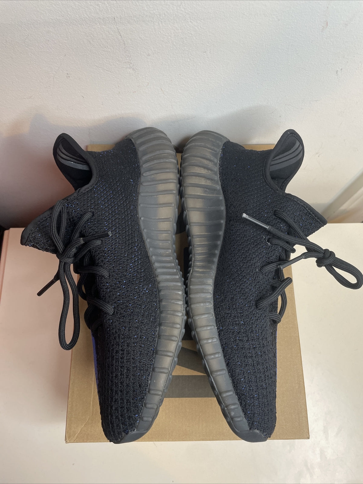 adidas Yeezy Boost 350 V2 Dazzling Blue