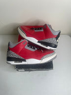 Size 10 - Jordan 3 Retro SE Unite