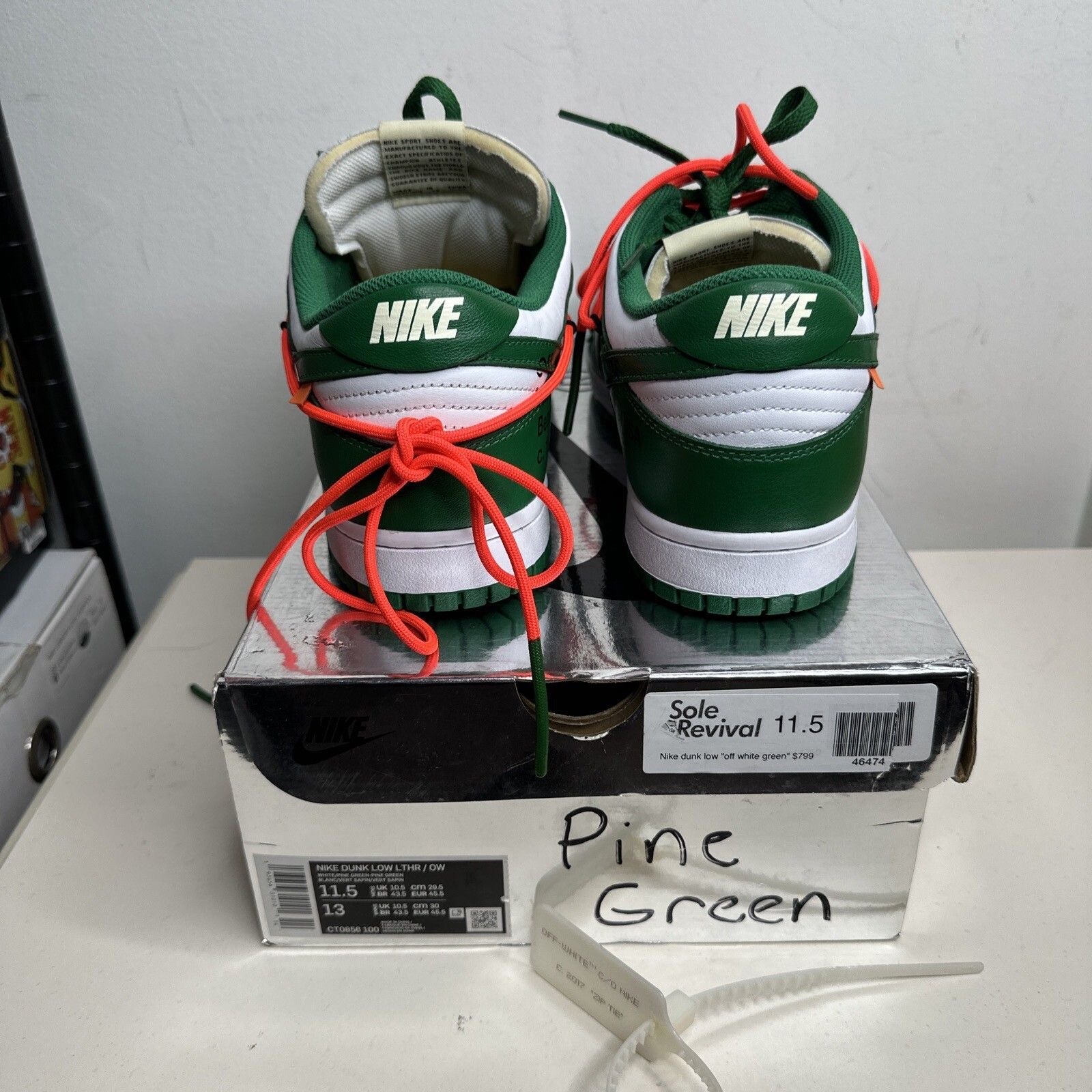 Size 11.5 - Nike Dunk Low Off-White Pine Green