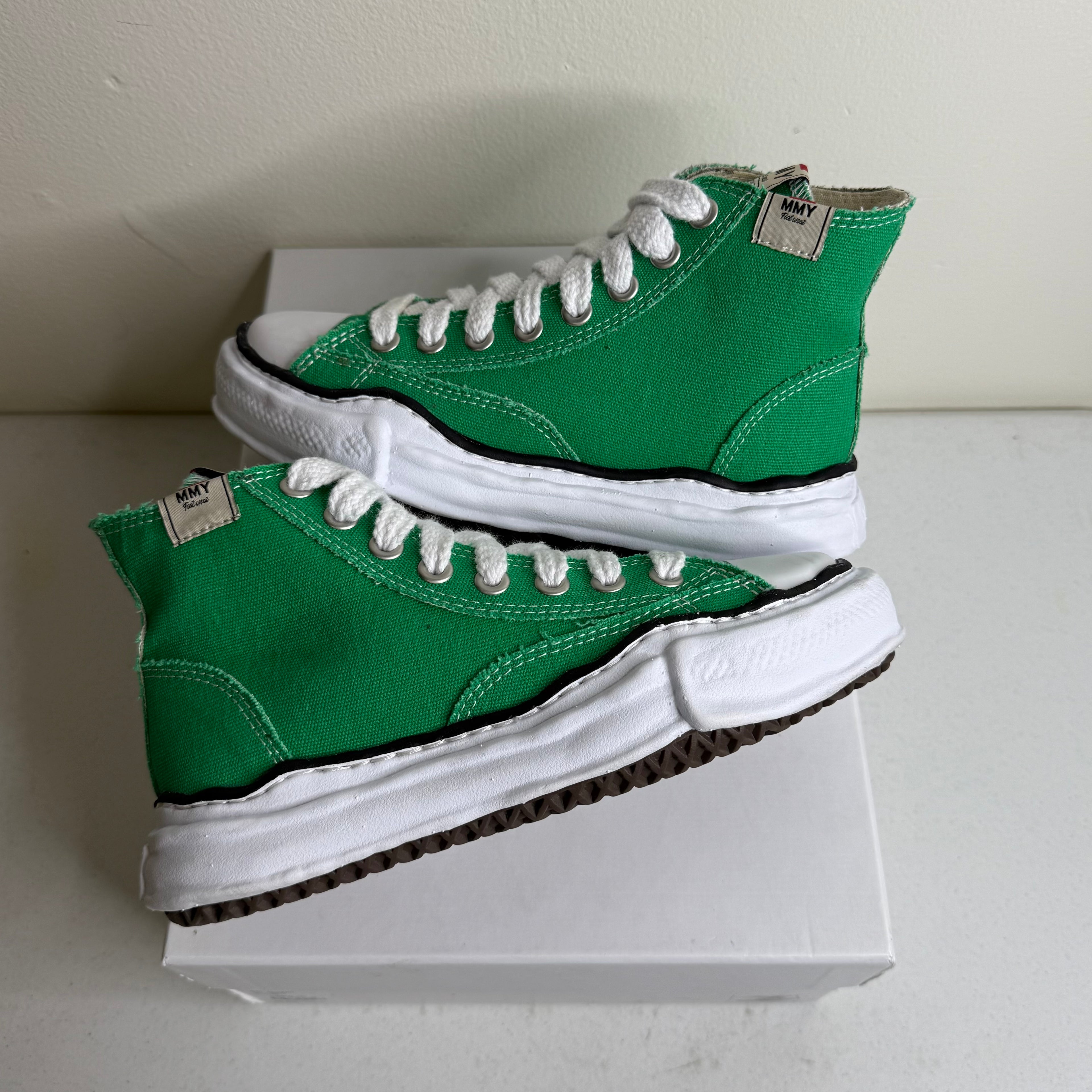 Maison Mihara Yasuhiro Peterson High