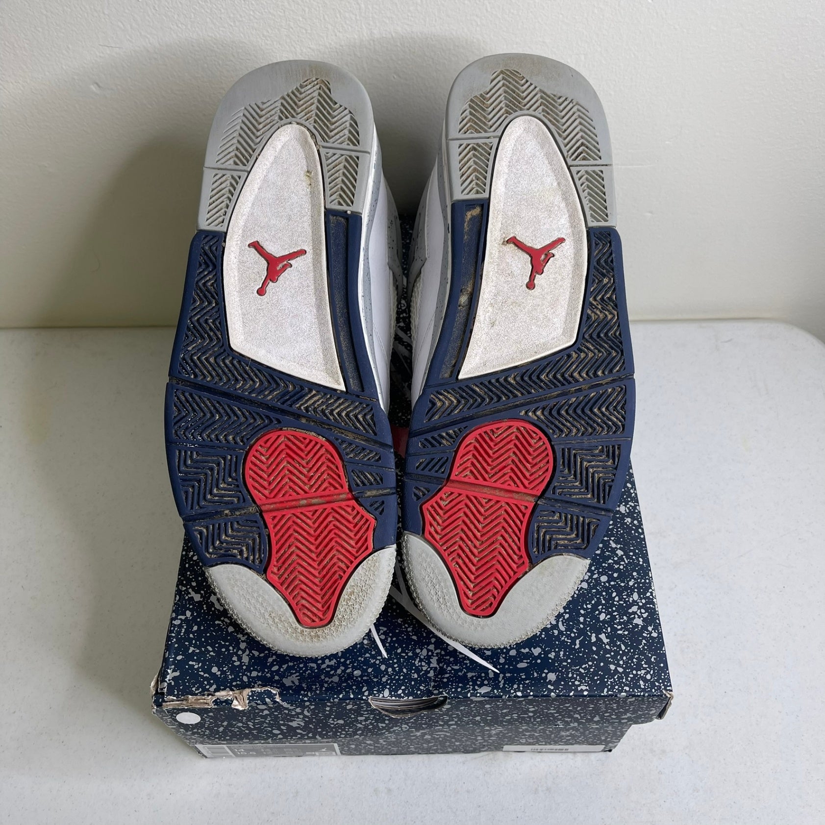 Jordan 4 Retro Midnight Navy