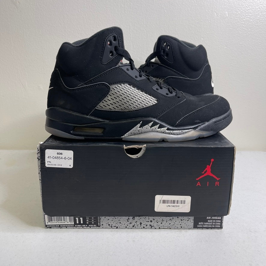 Size 11 - Jordan 5 Retro Black Metallic (2016)