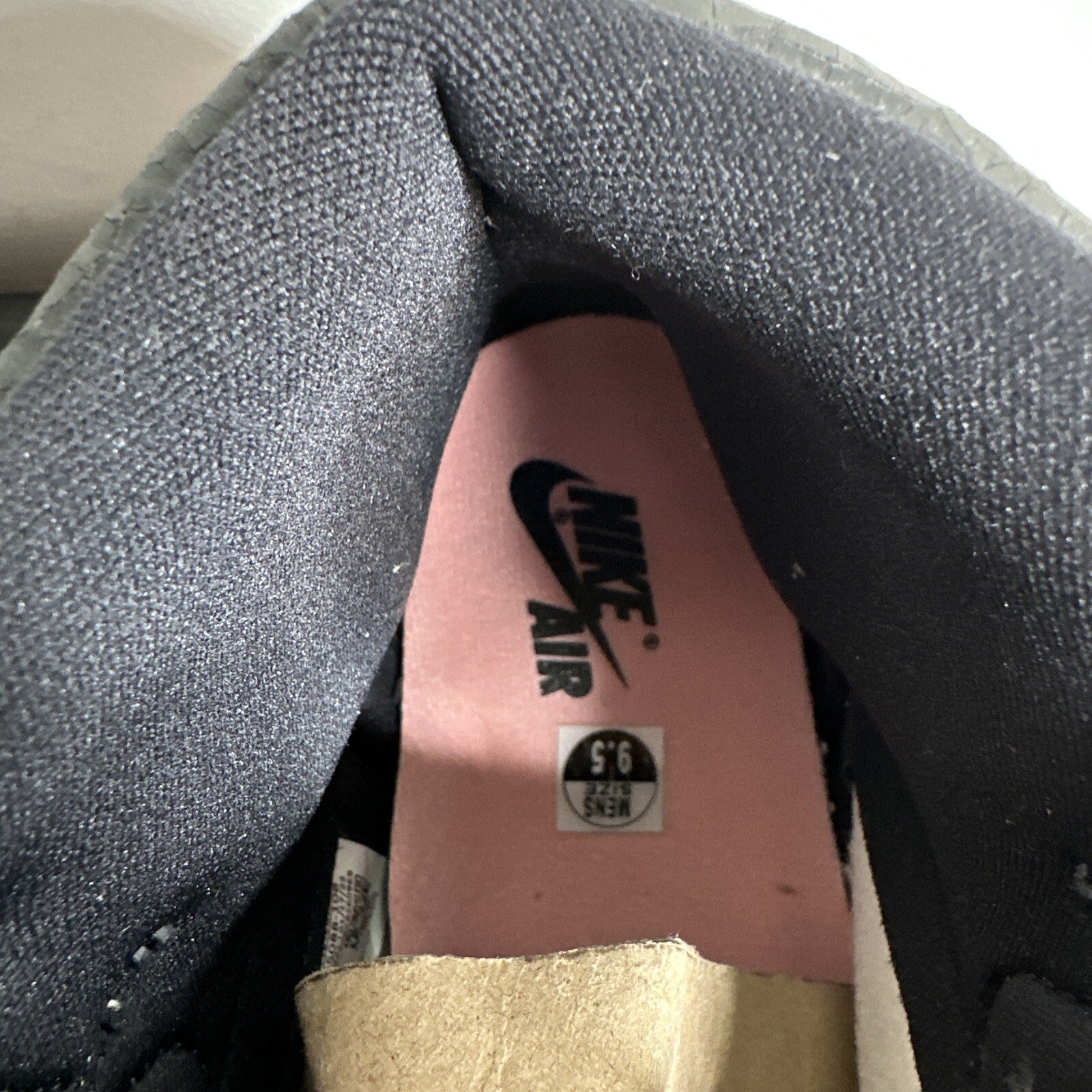 Size 9.5 - Jordan 1 Retro High OG Bleached Coral