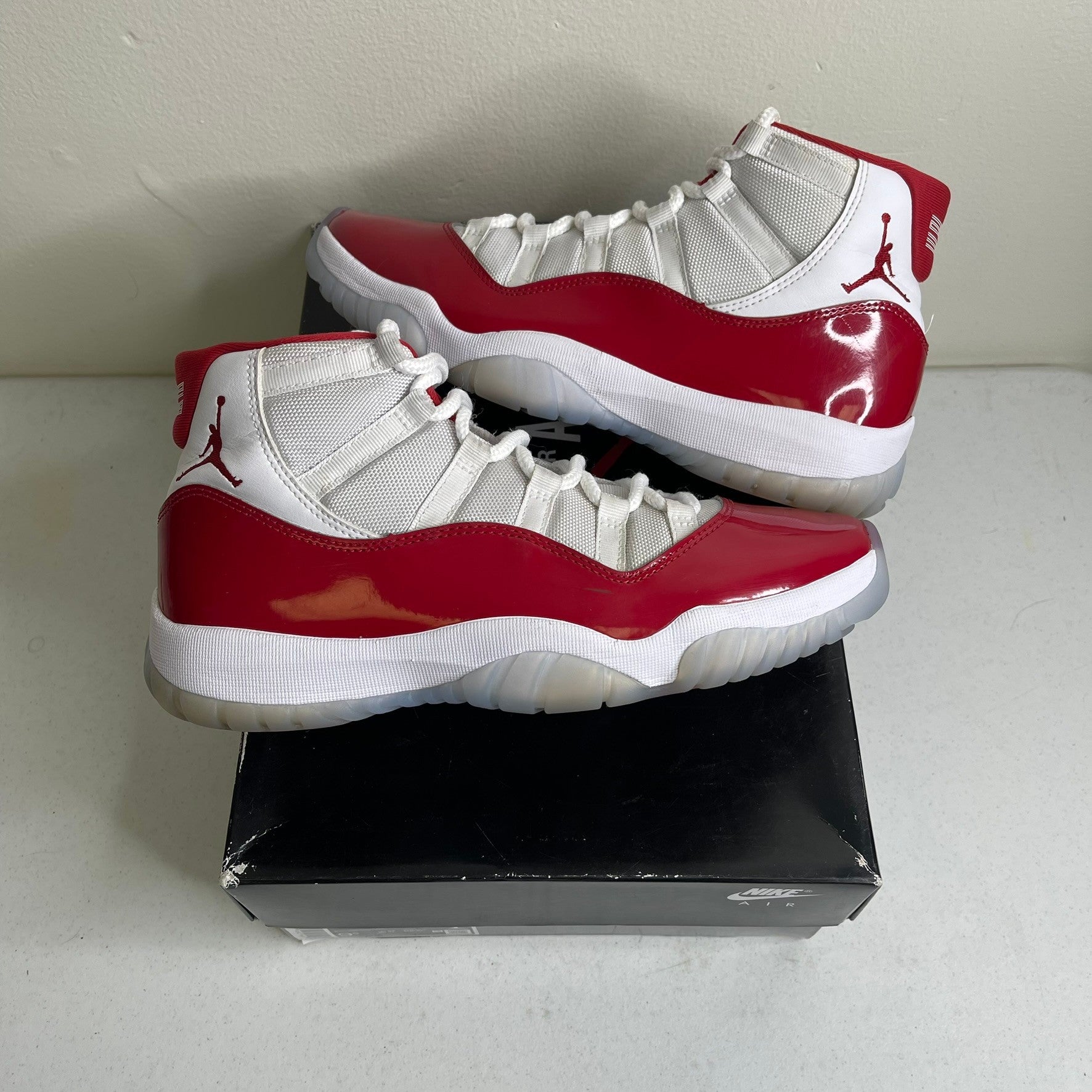 Jordan 11 Retro Cherry (2022)