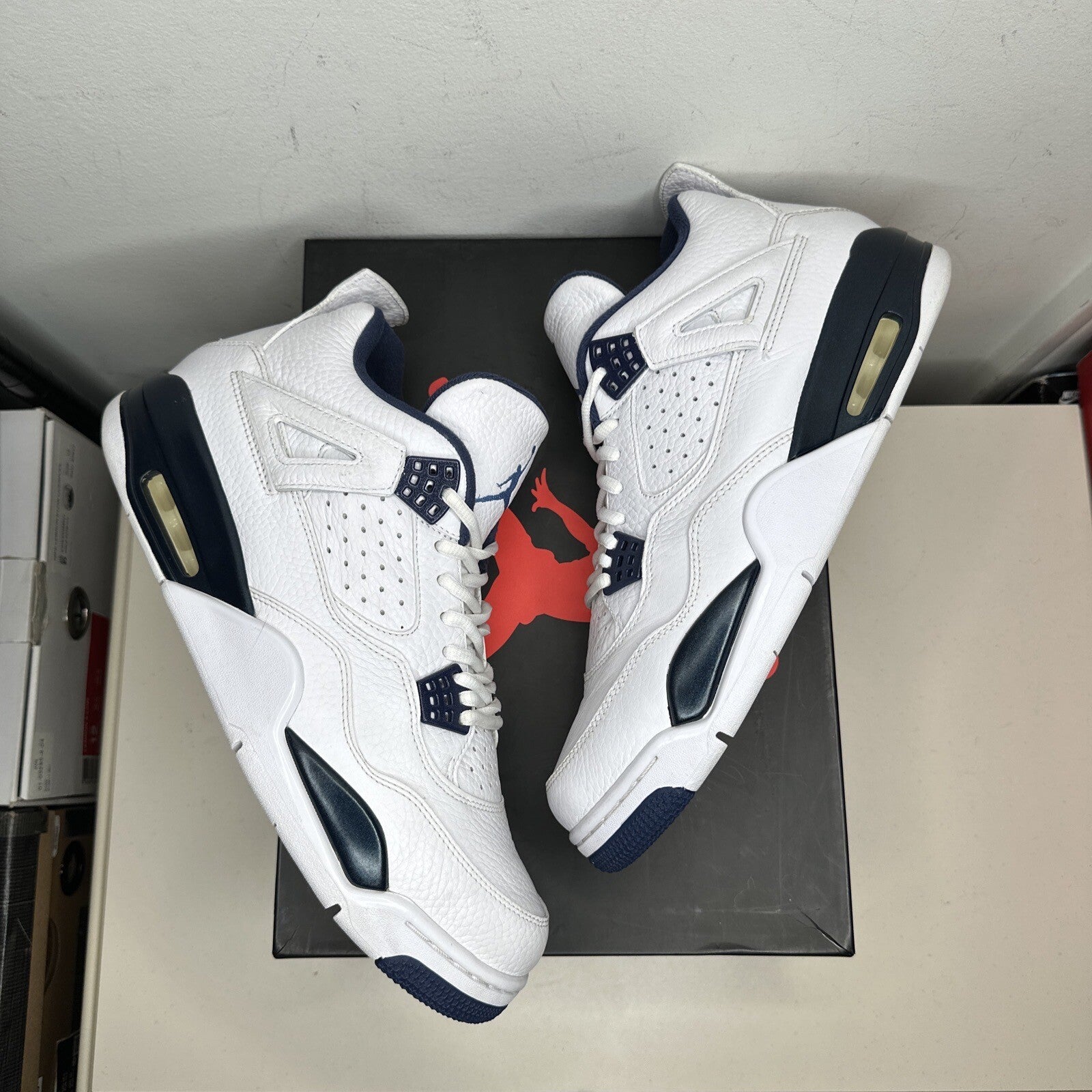 Jordan 4 Retro Columbia (2015)