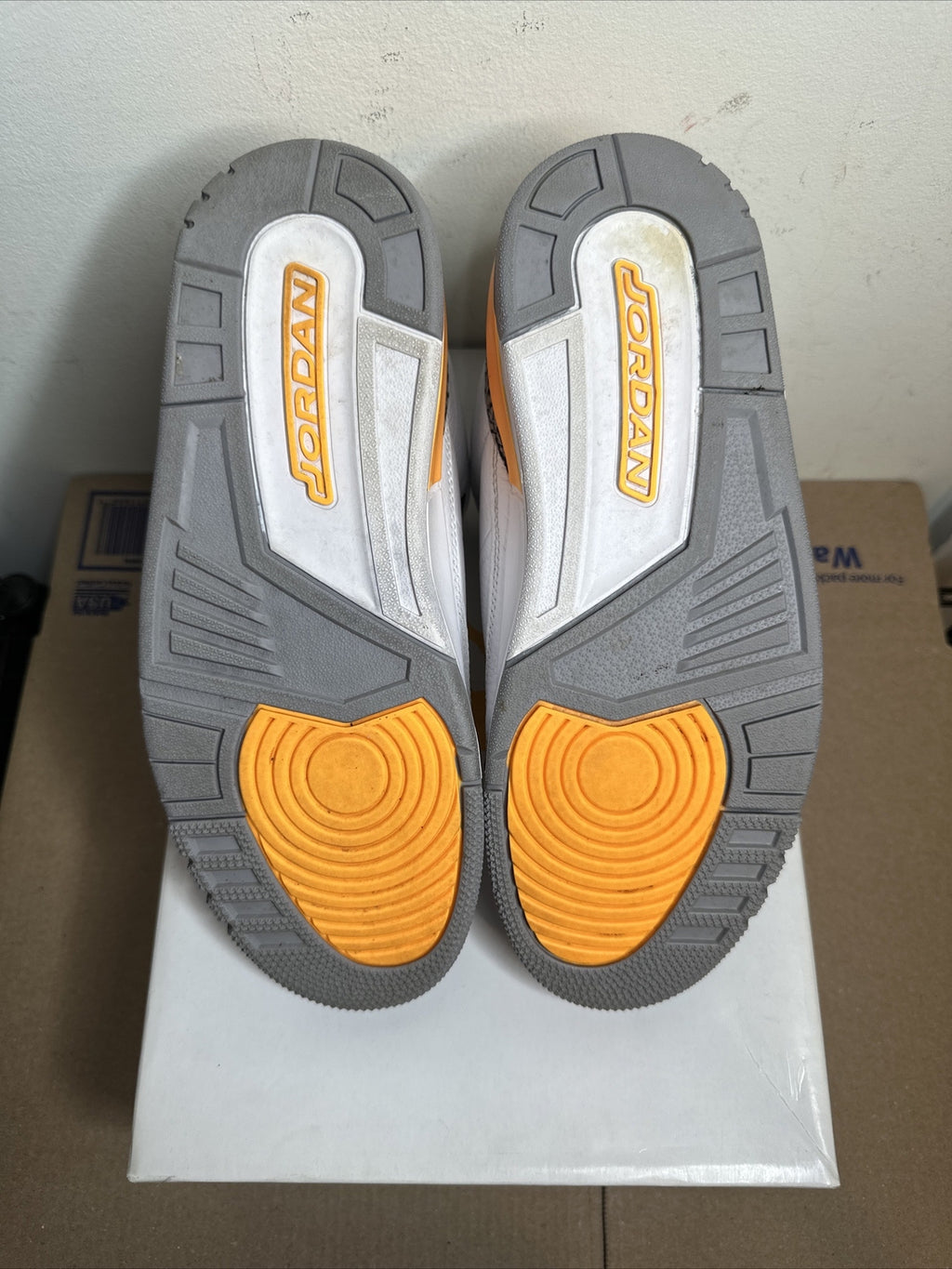 Jordan 3 Retro Laser Orange (Women's)