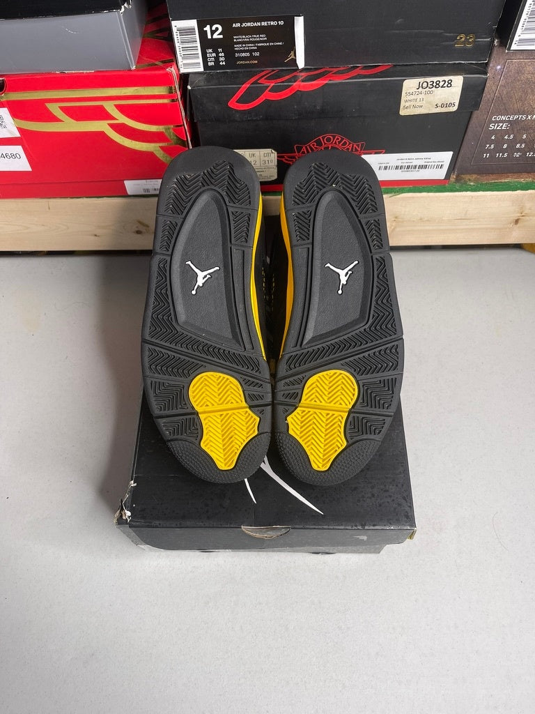 Size 7 - Jordan 4 Retro Thunder (2023)