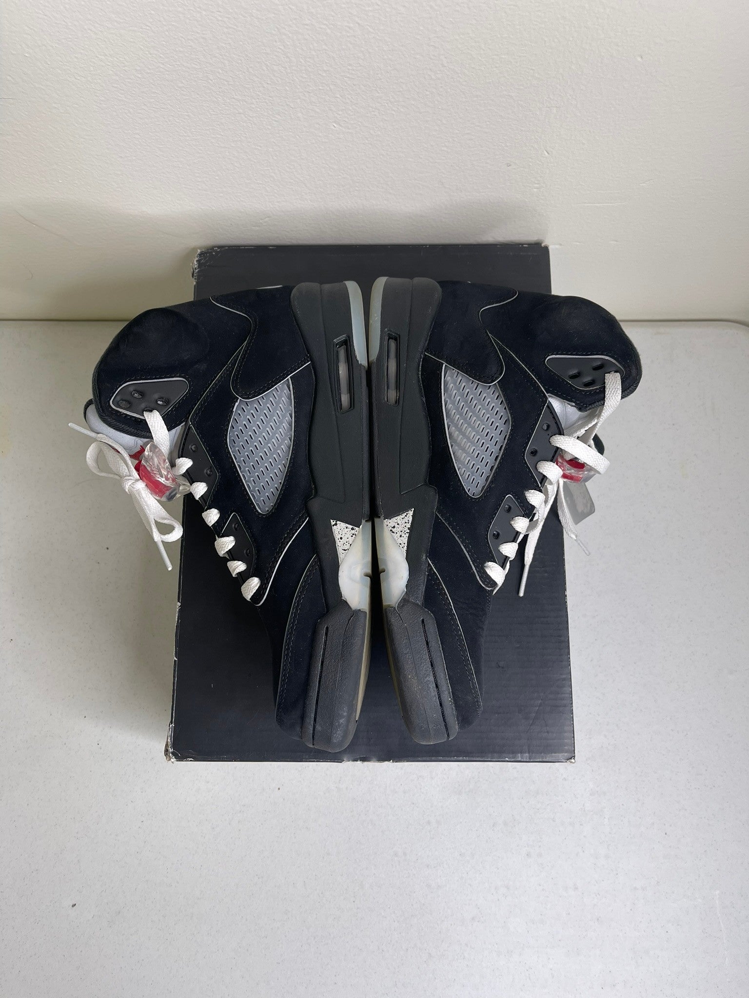 Size 8.5 - Jordan 5 Retro OG Black Metallic Reimagined