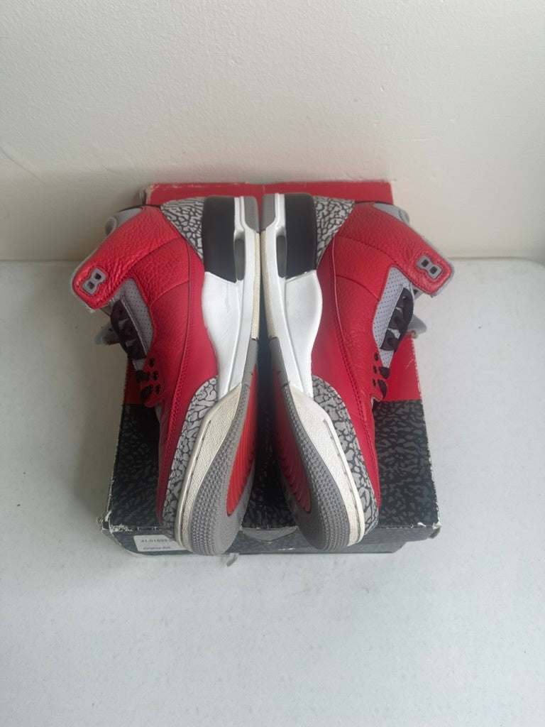 Jordan 3 Retro SE Unite