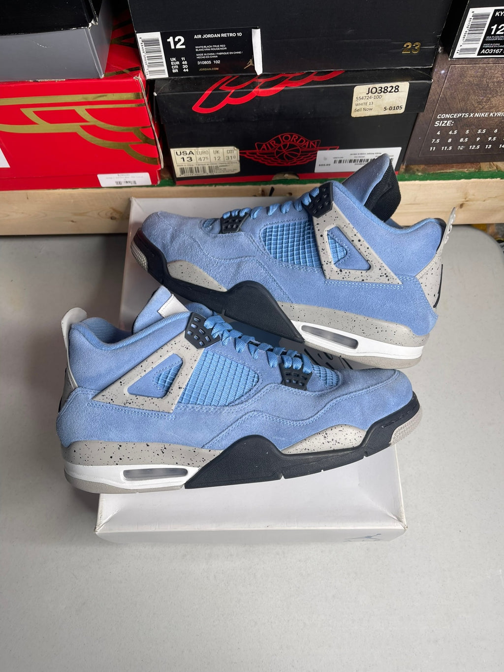 Jordan 4 Retro University Blue