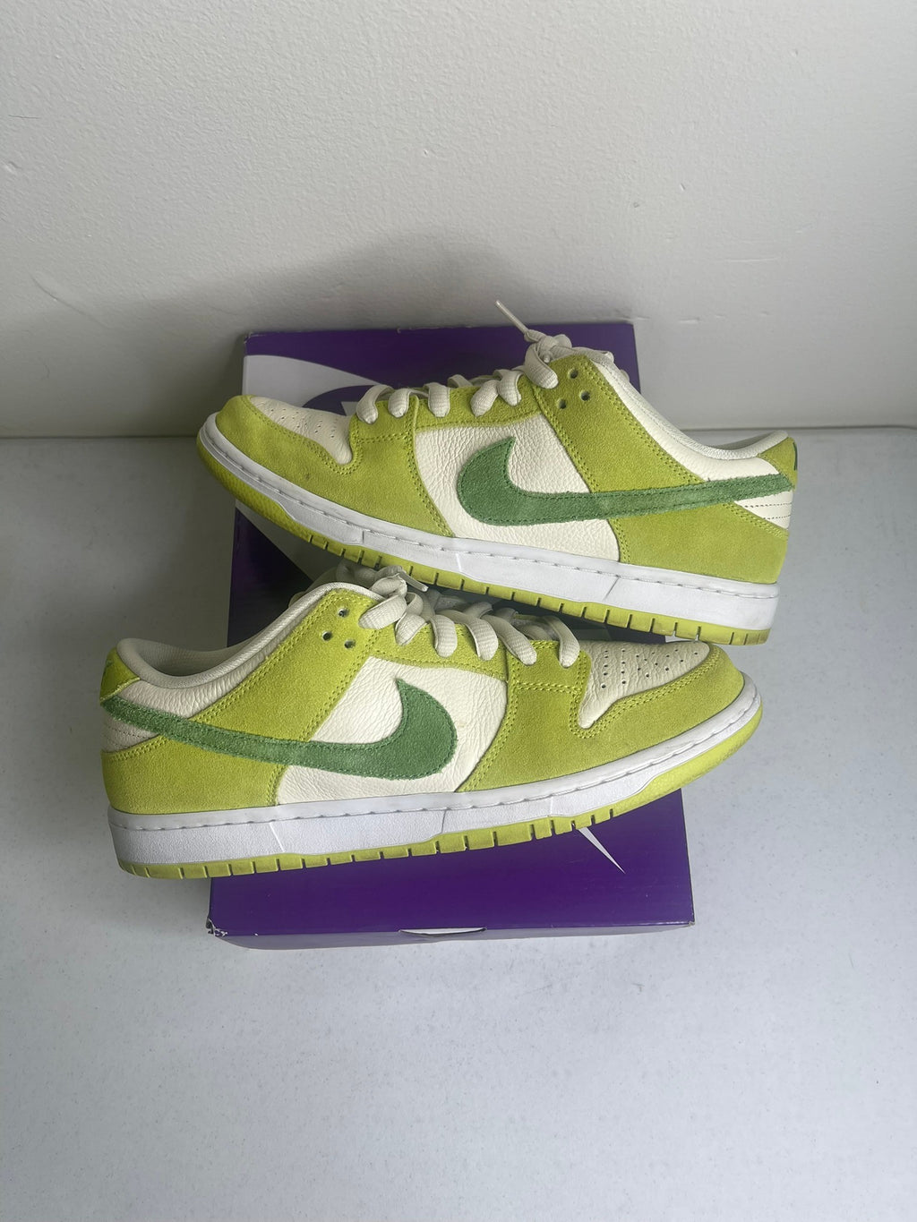Nike SB Dunk Low Green Apple
