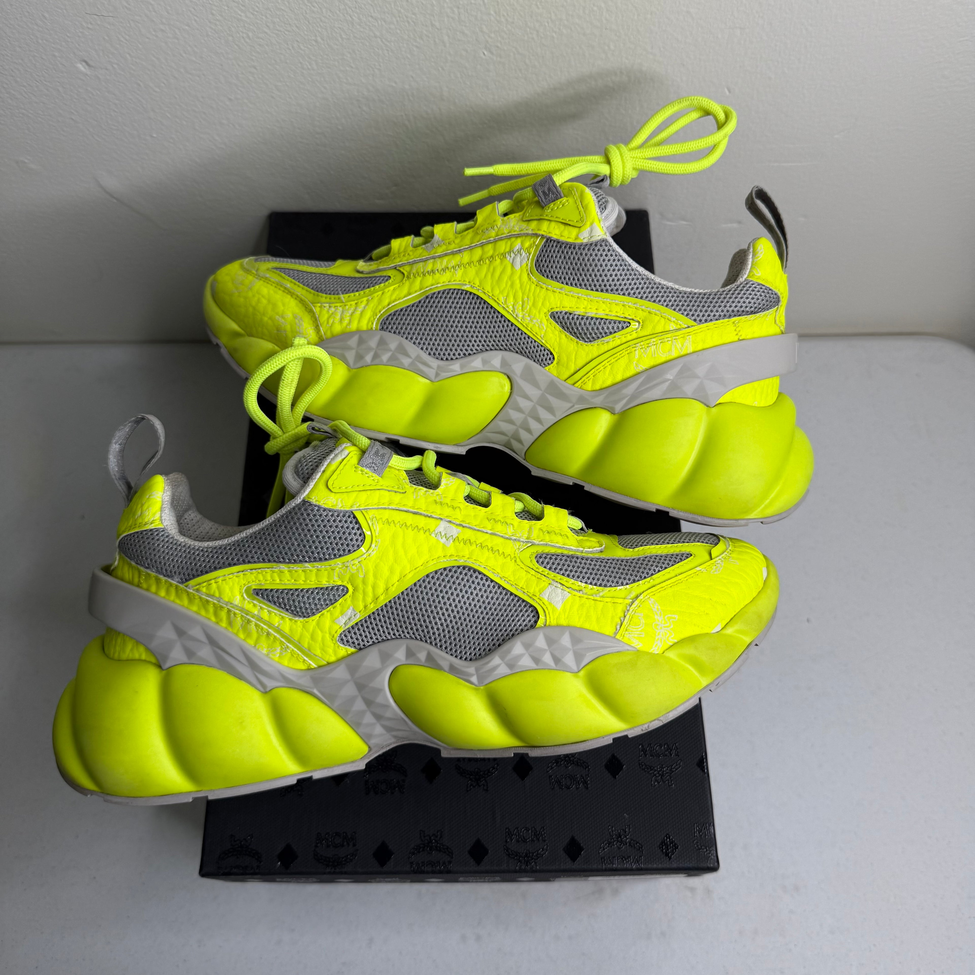 MCM Trainer Yellow