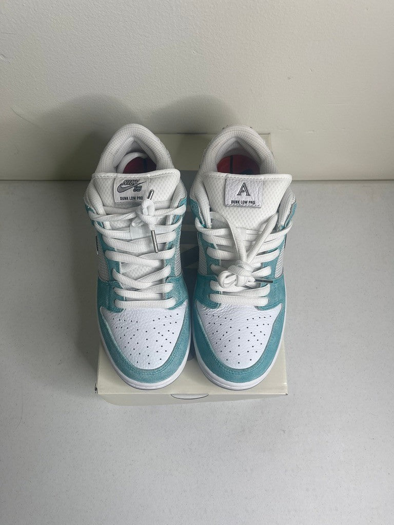 Size 8.5 - Nike SB Dunk Low April Skateboards