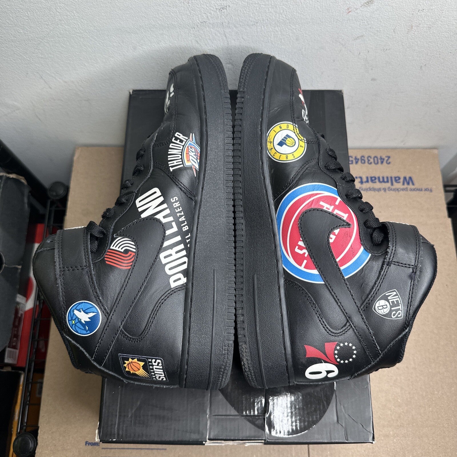 Nike Air Force 1 Mid Supreme NBA Black