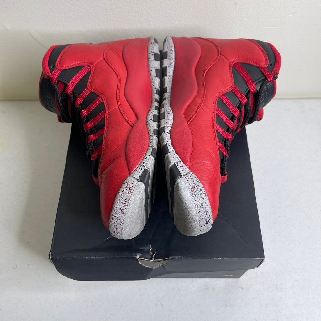 Size 10.5 - Jordan 10 Retro Bulls Over Broadway