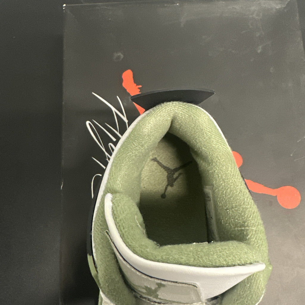 Jordan 4 Retro Seafoam (Women's)