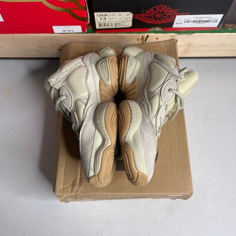 Size 5.5 - adidas Yeezy 500 Stone