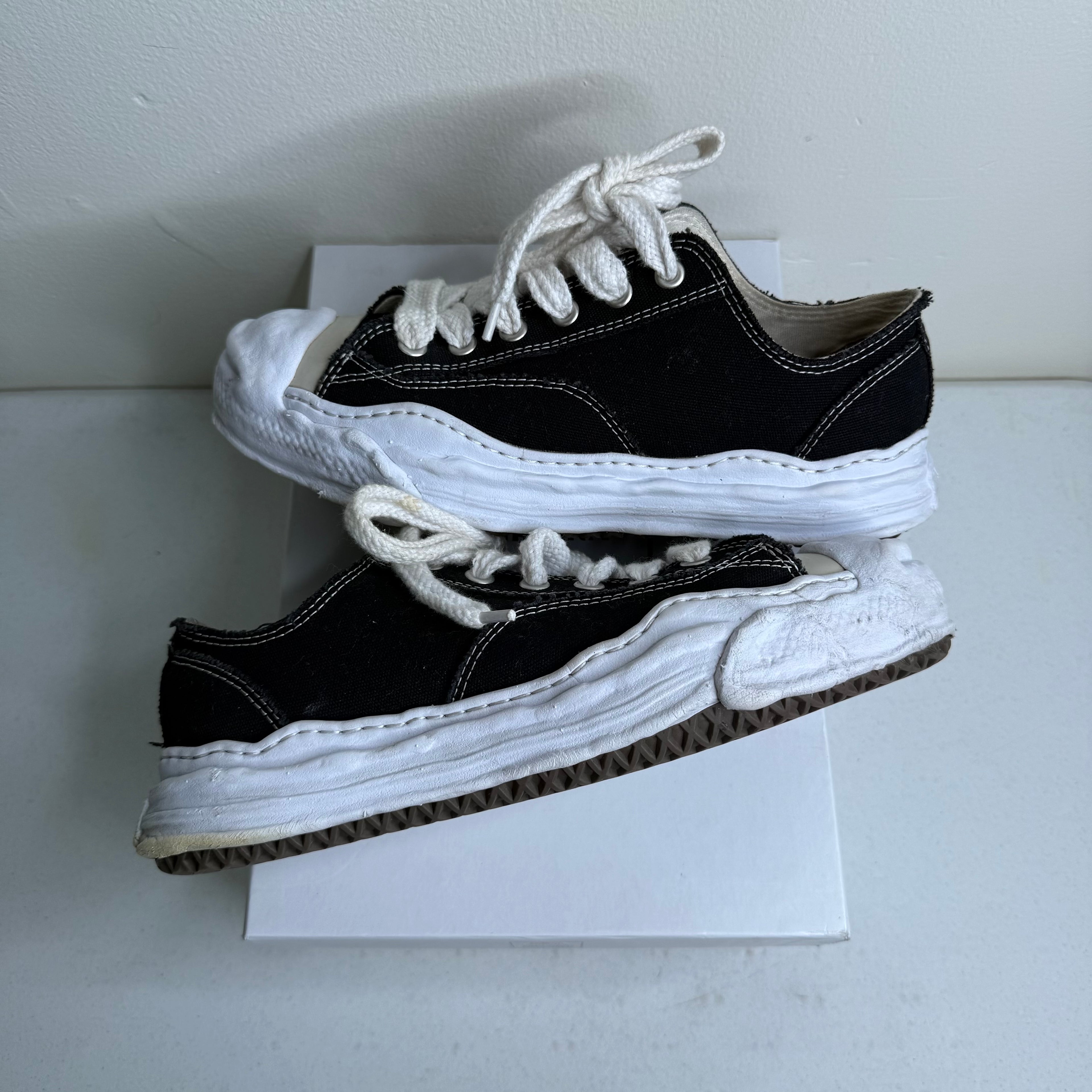 Maison Mihara Yasuhiro Hank Canvas Low