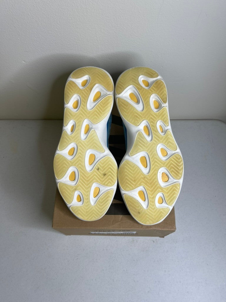 Size 12 - adidas Yeezy 700 V3 Arzareth