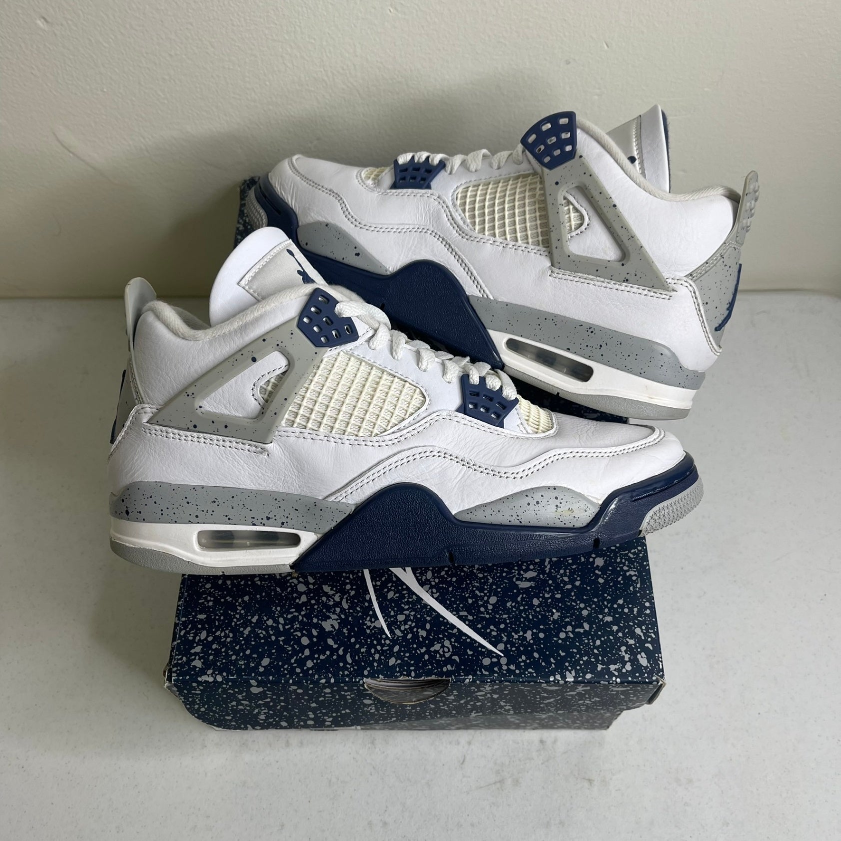 Jordan 4 Retro Midnight Navy
