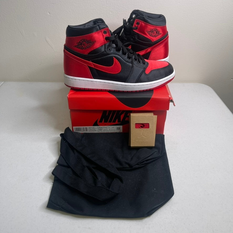 Size 10.5w - Jordan 1 Retro High OG Satin Bred