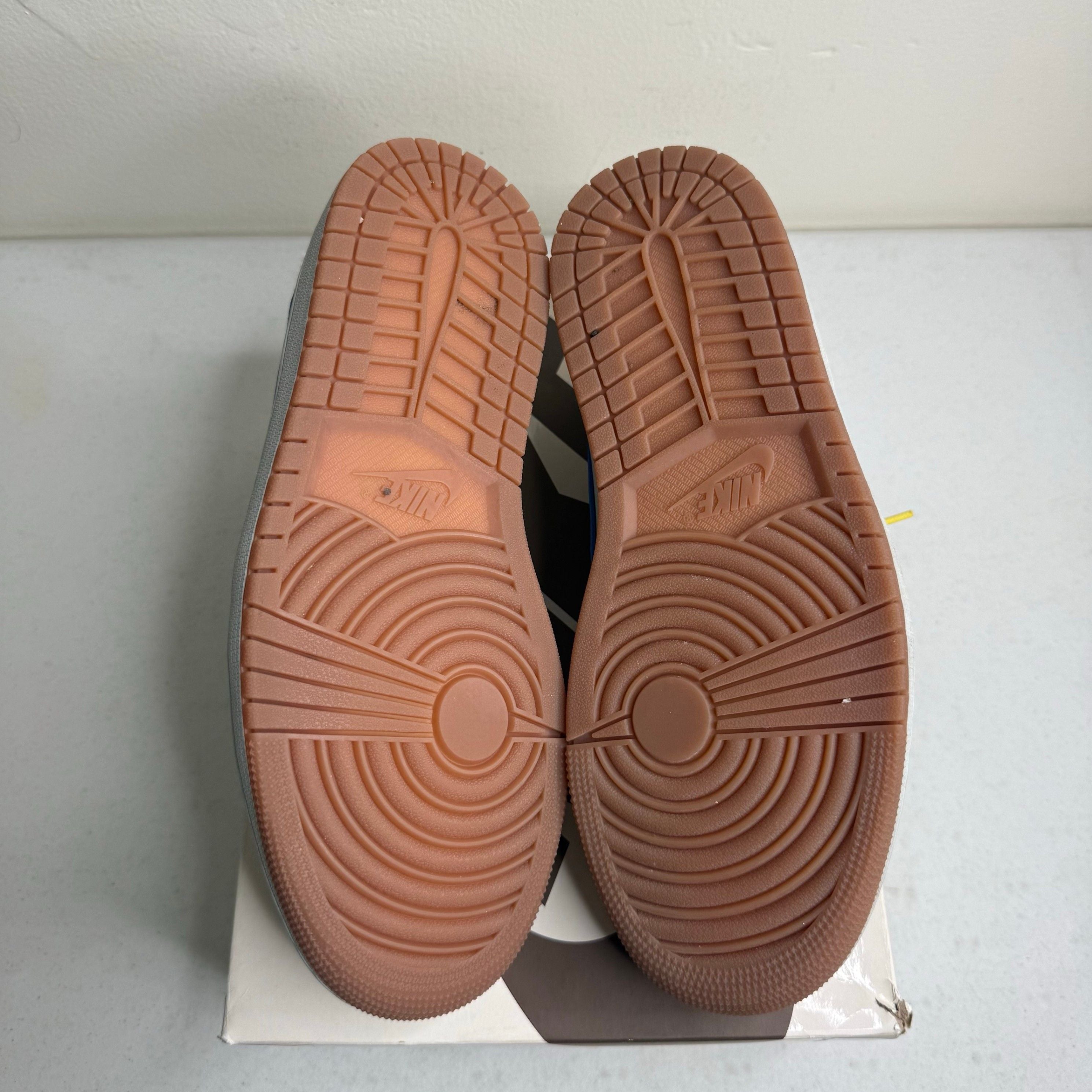 Size 8.5w - Jordan 1 Retro Low OG SP Travis Scott Canary (Women's)