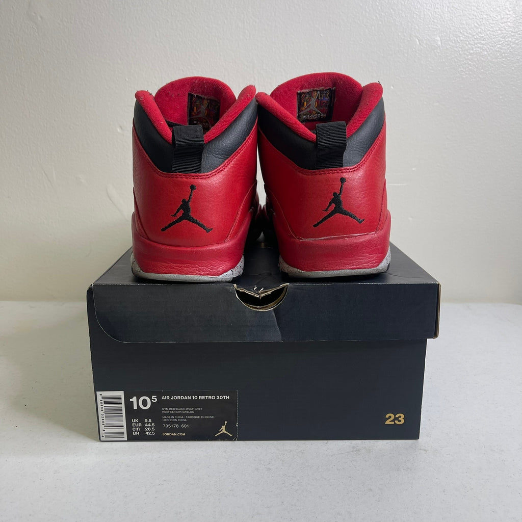 Size 10.5 - Jordan 10 Retro Bulls Over Broadway