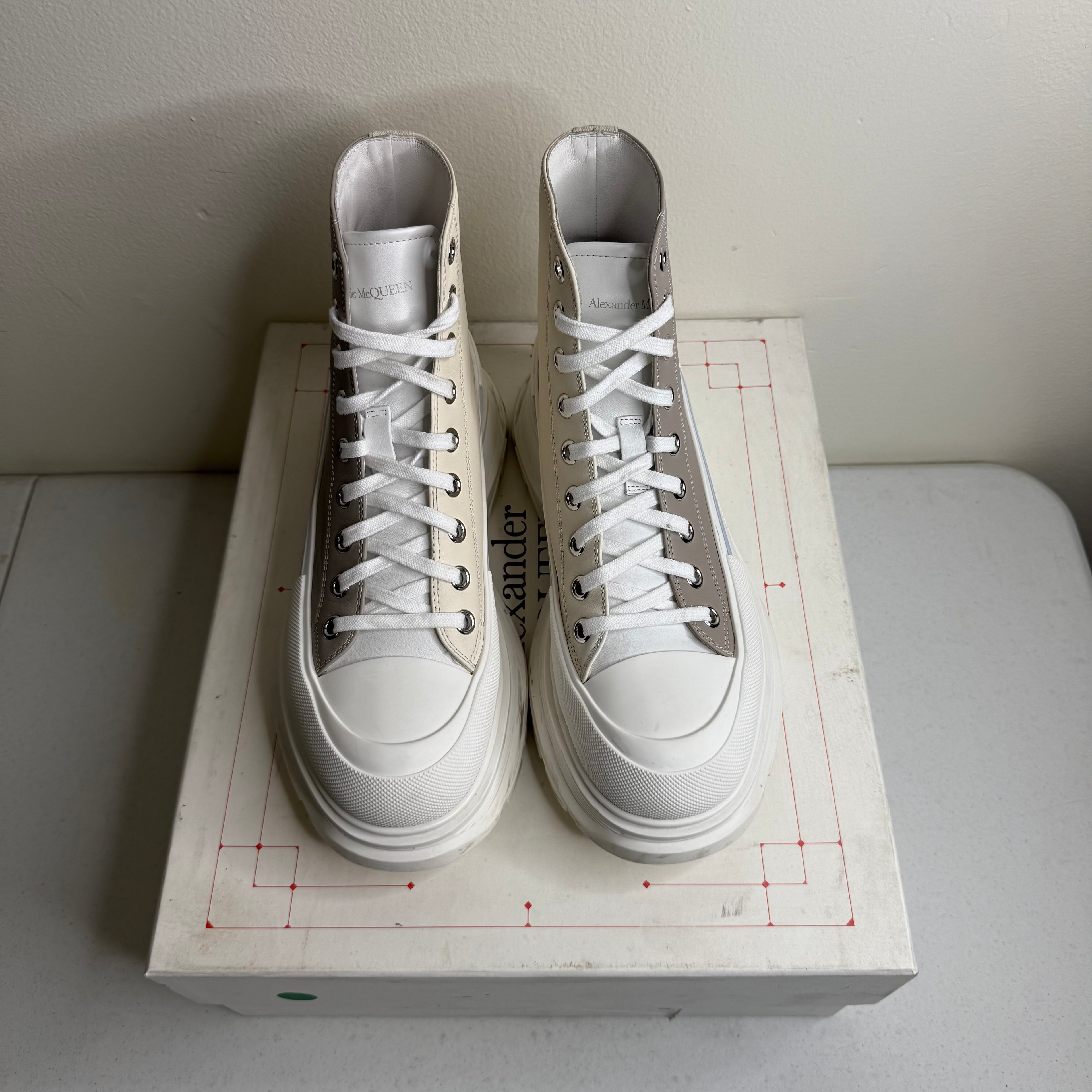 Alexander McQueen Slick Tread Boots Beige