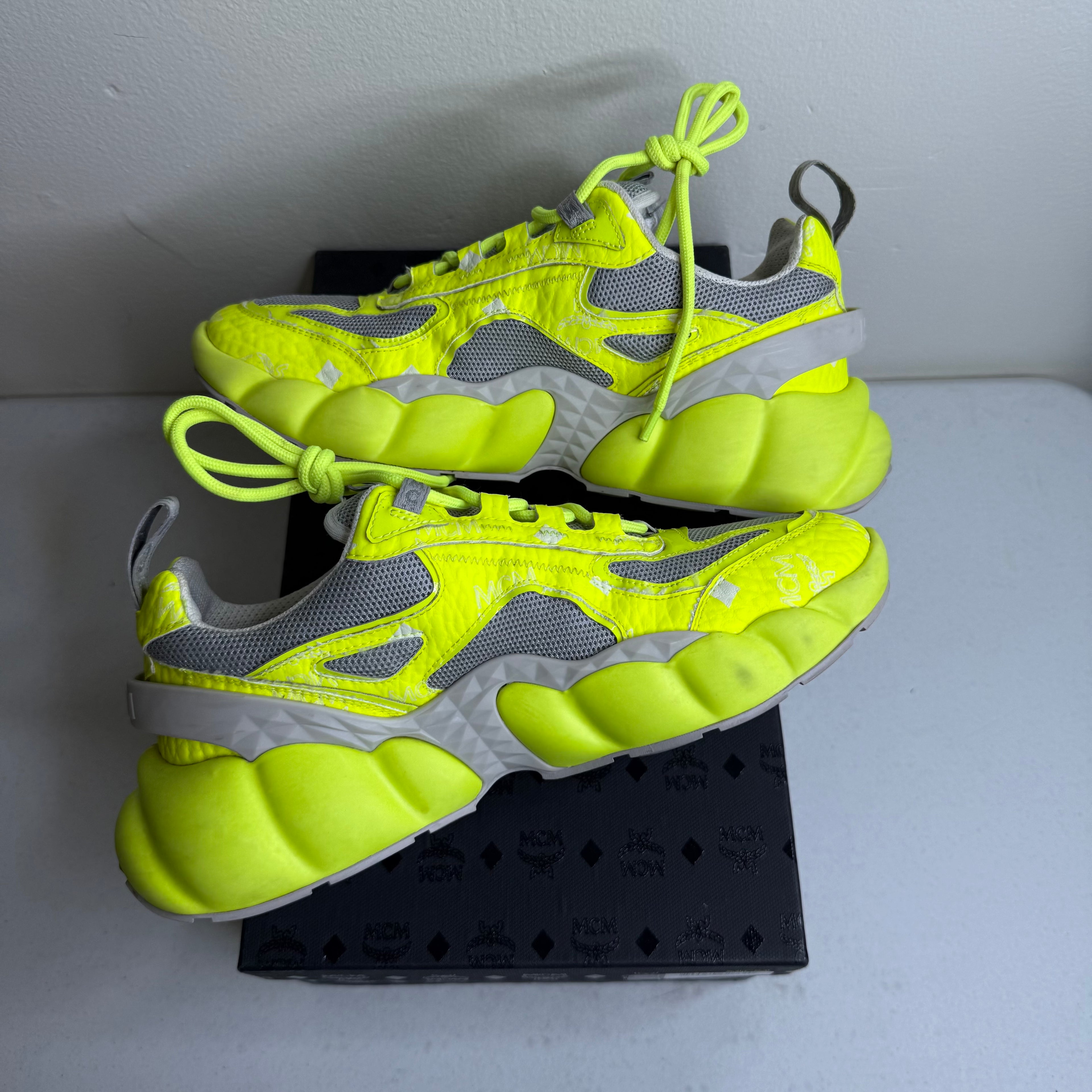 MCM Trainer Yellow