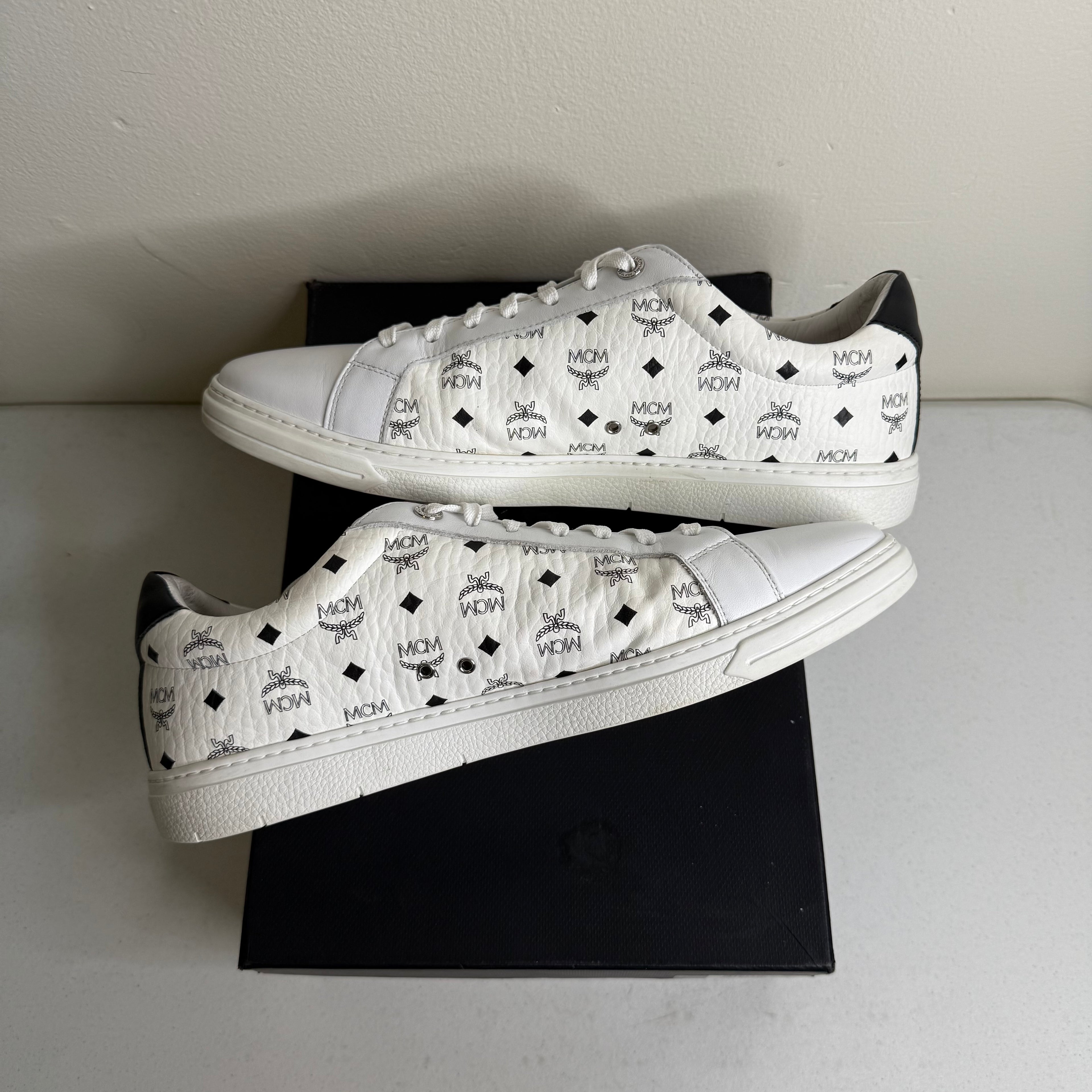 MCM Terrain Low Top White Black