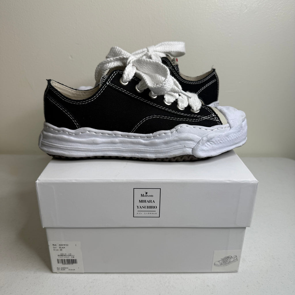 Maison Mihara Yasuhiro Hank Sole