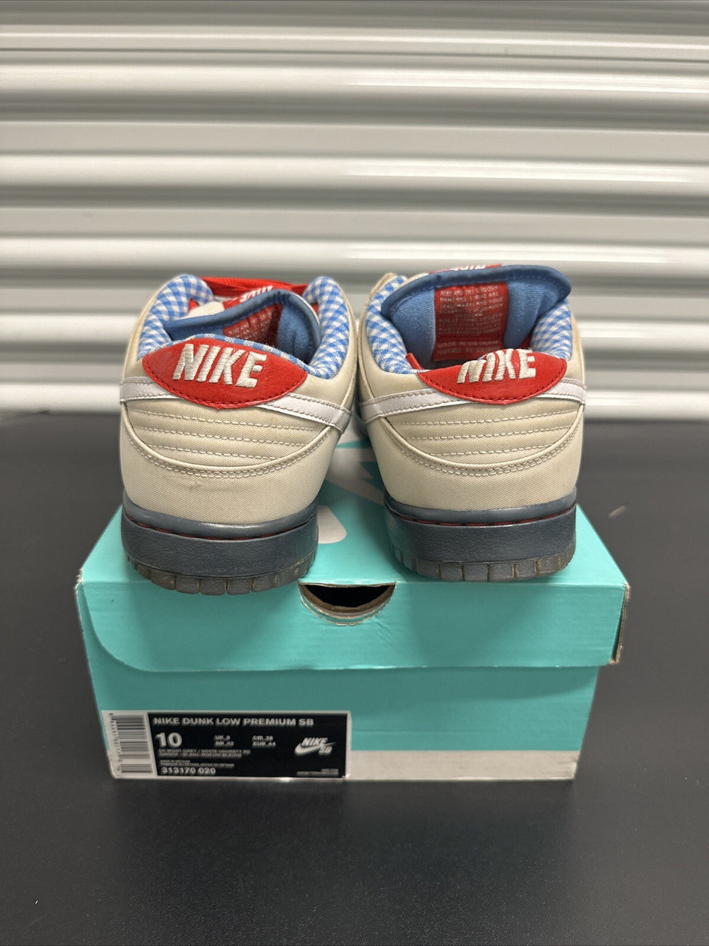 Nike SB Dunk Low Dorothy