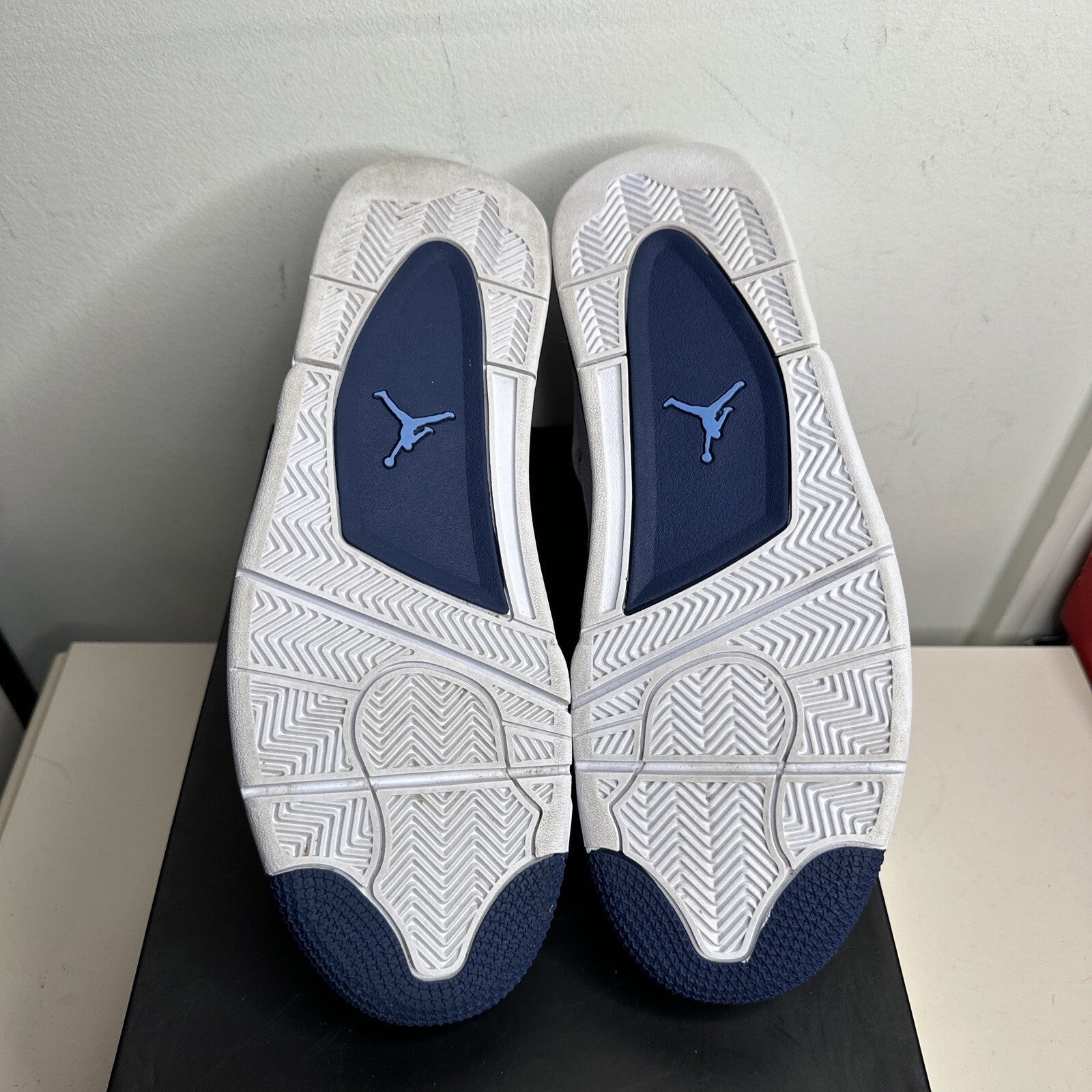 Jordan 4 Retro Columbia (2015)