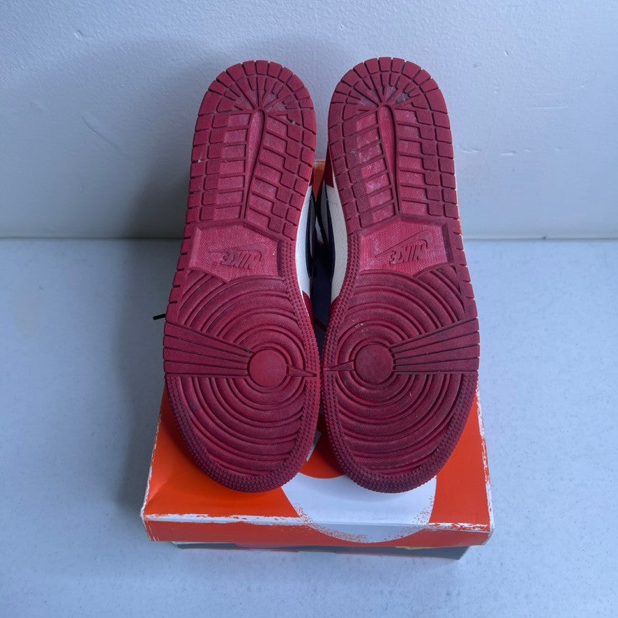 Size 7y - Jordan 1 Retro High OG Chicago Lost and Found (GS)