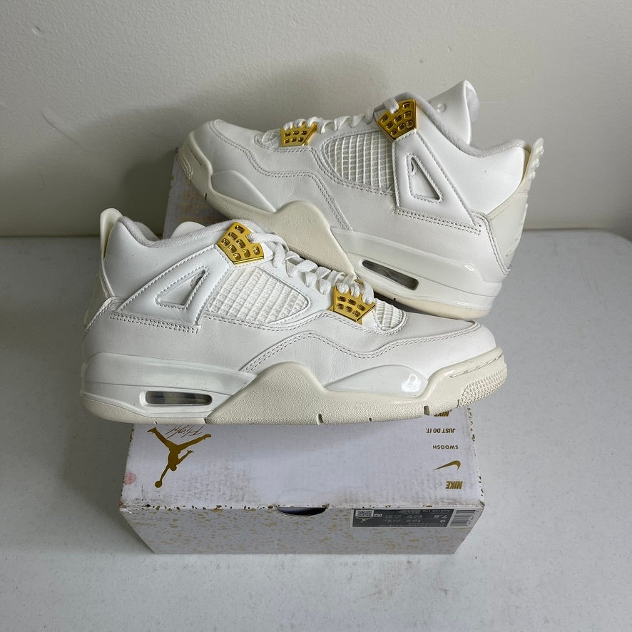 Jordan 4 Retro Metallic Gold (Women's)