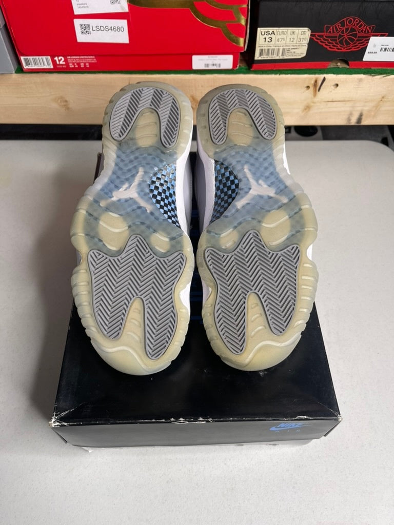Jordan 11 Retro Low Cement Grey