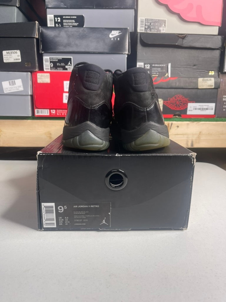 Size 9.5 - Jordan 11 Retro Cap and Gown