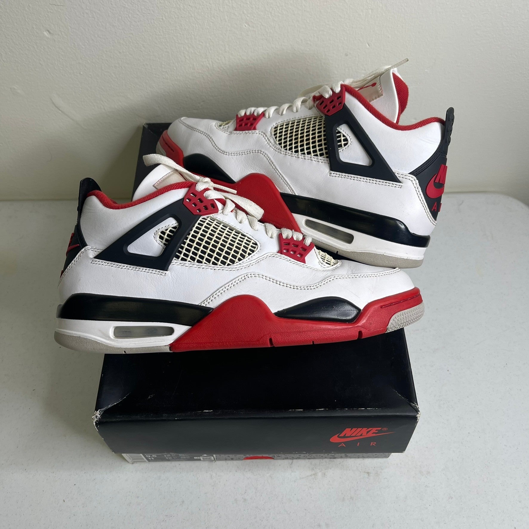 Jordan 4 Retro Fire Red (2020)
