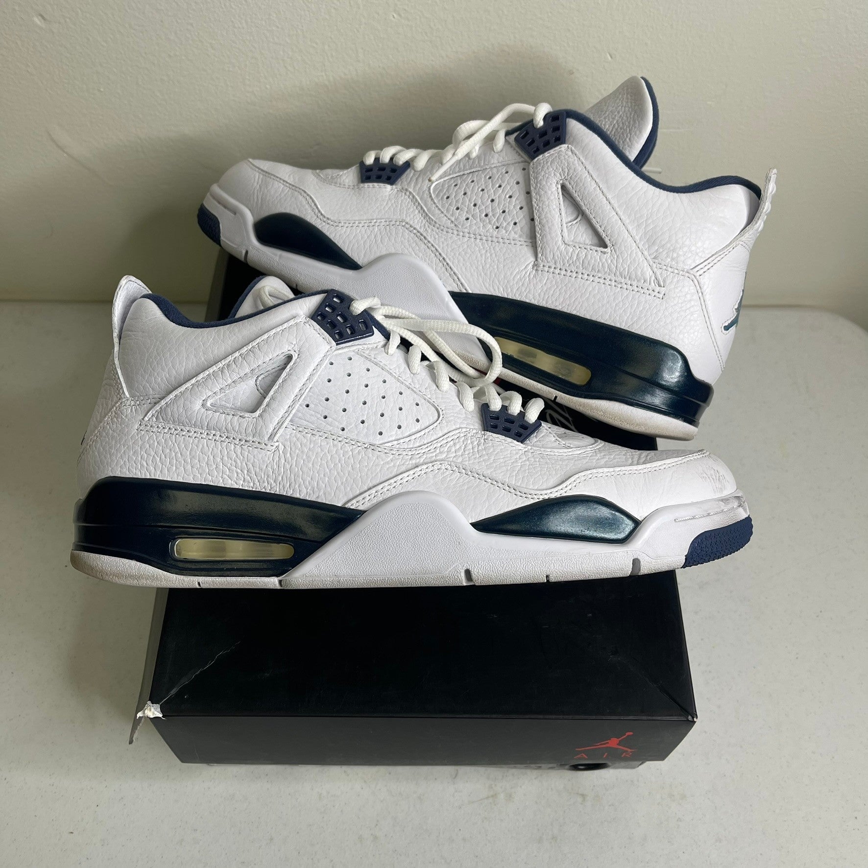 Size 12 - Jordan 4 Retro Columbia (2015)