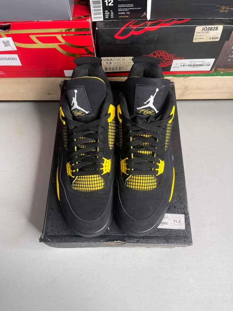 Jordan 4 Retro Thunder (2023)