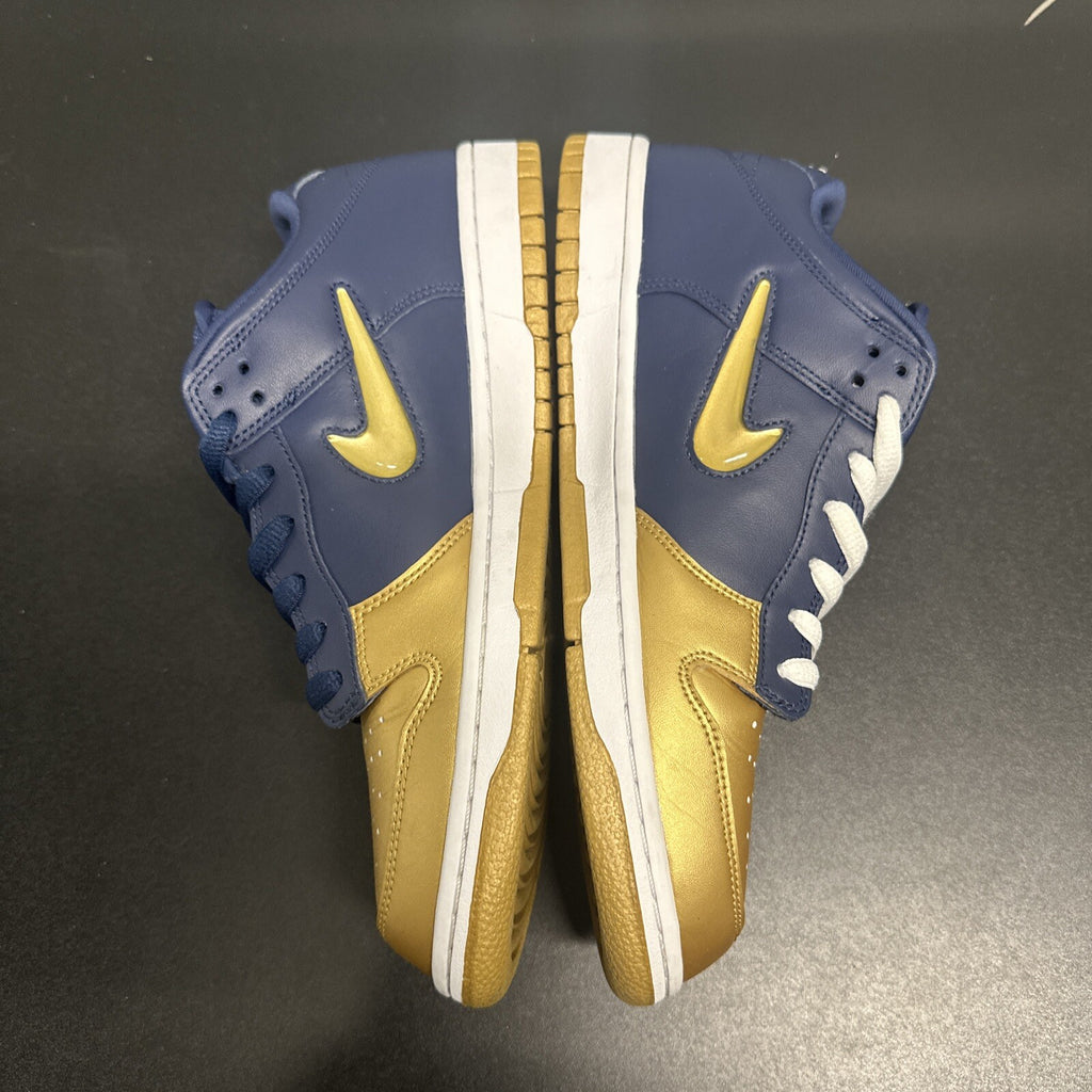 Nike SB Dunk Low Supreme Jewel Swoosh Gold